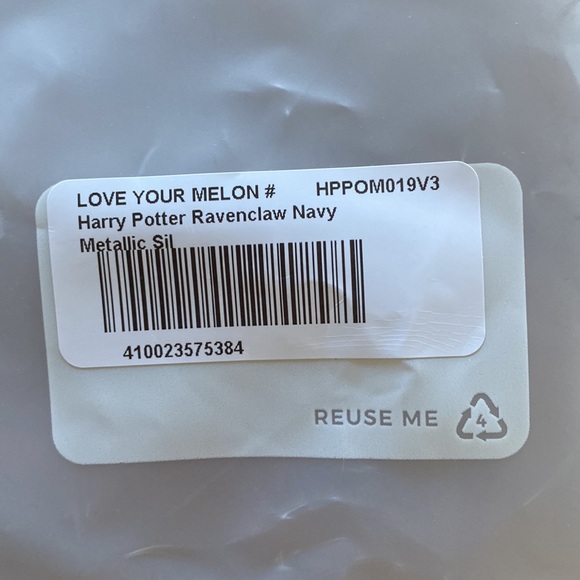 Love Your Melon Harry Potter Ravenclaw Navy Metallic Silver Yarn Pom Beanie - Picture 4 of 4